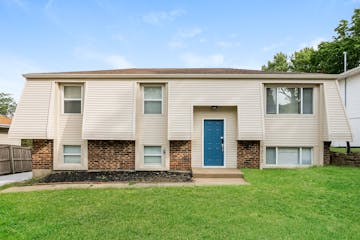 1212 N W 67TH ST KANSAS CITY, MO 64118